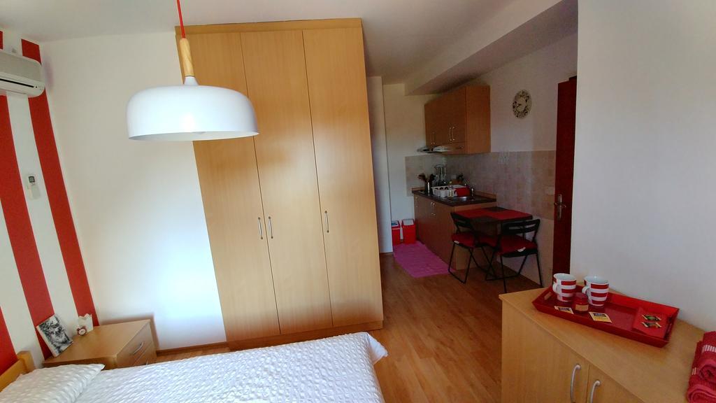 Apartments Ribaric ราบ ภายนอก รูปภาพ